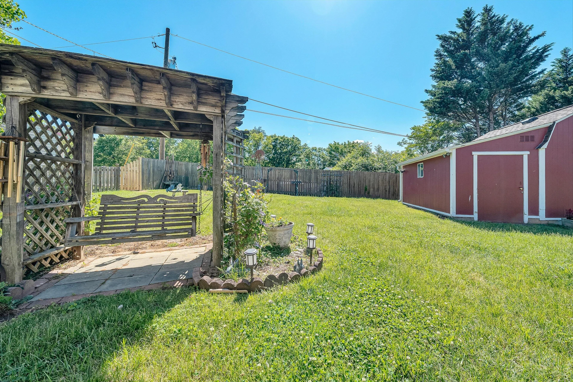3033 Parham DR - Photo 39