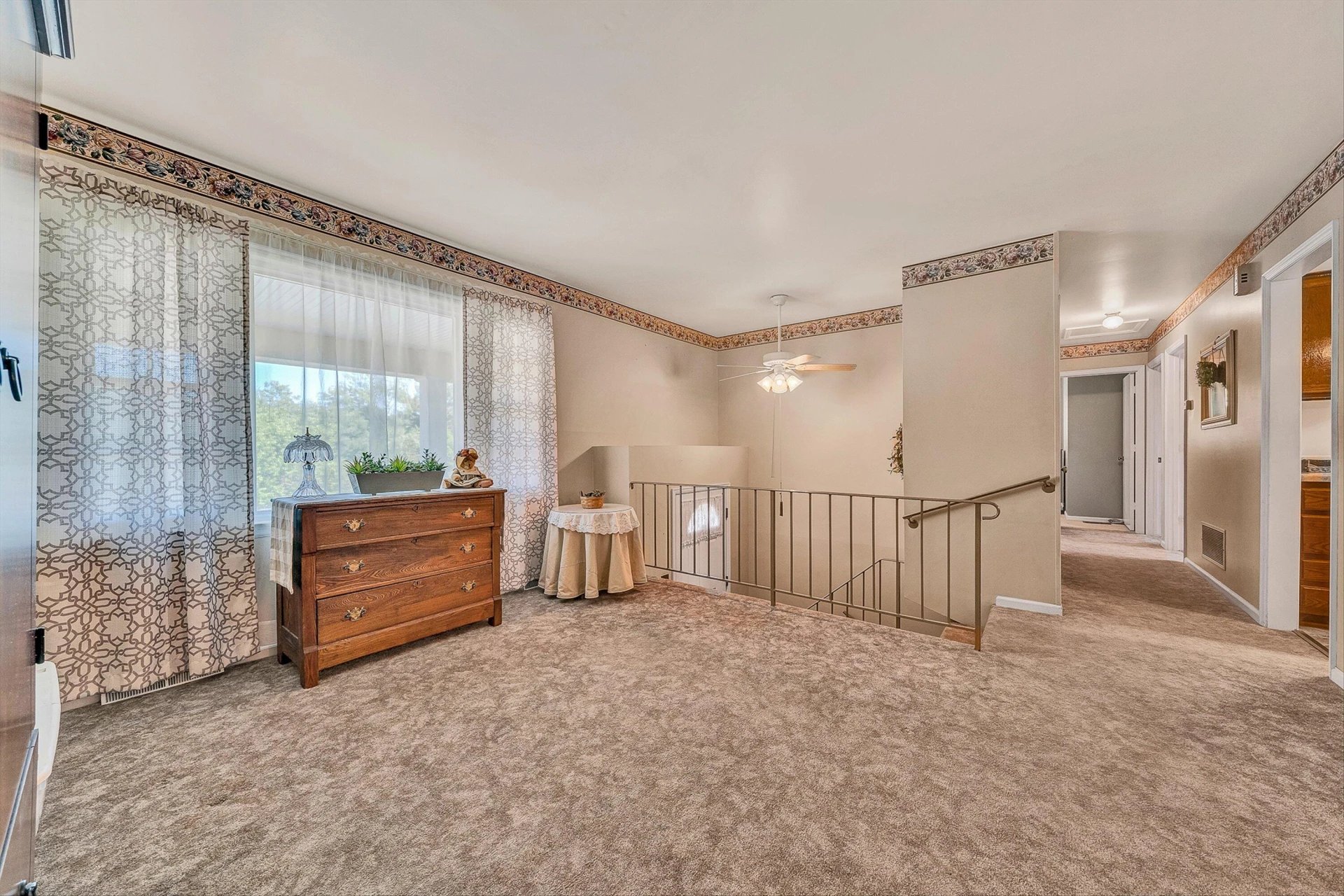 3033 Parham DR - Photo 5