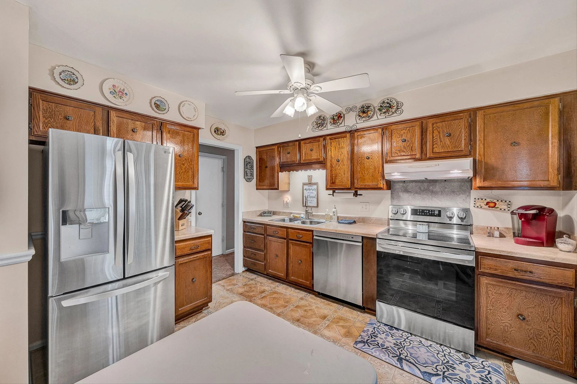 3033 Parham DR - Photo 9
