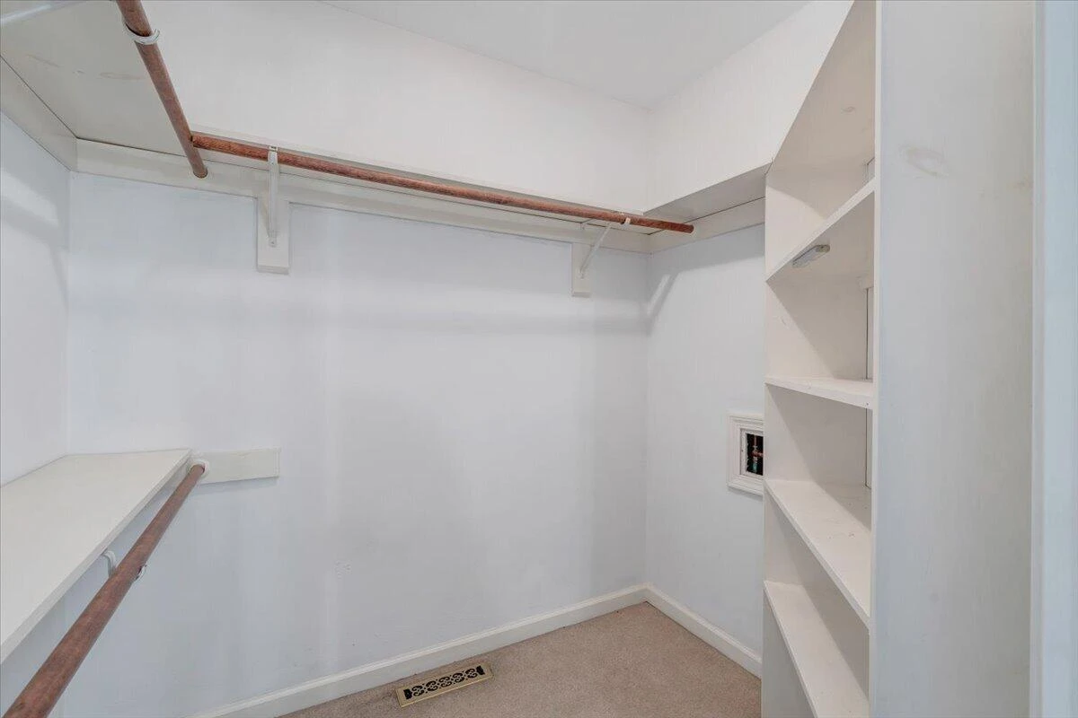 4620 Carvins Cove RD - Photo 32