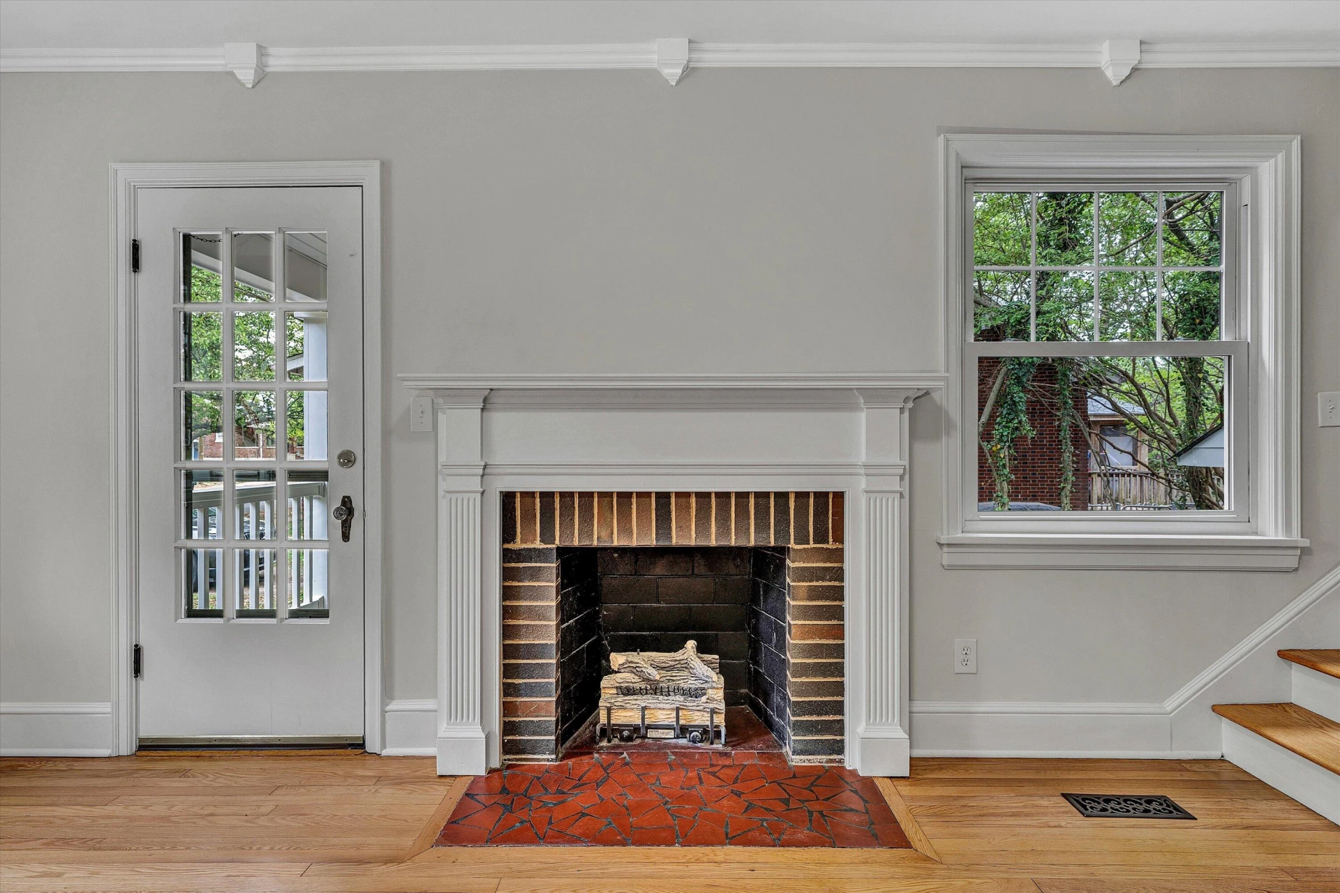 3336 Collingwood ST NE - Photo 10