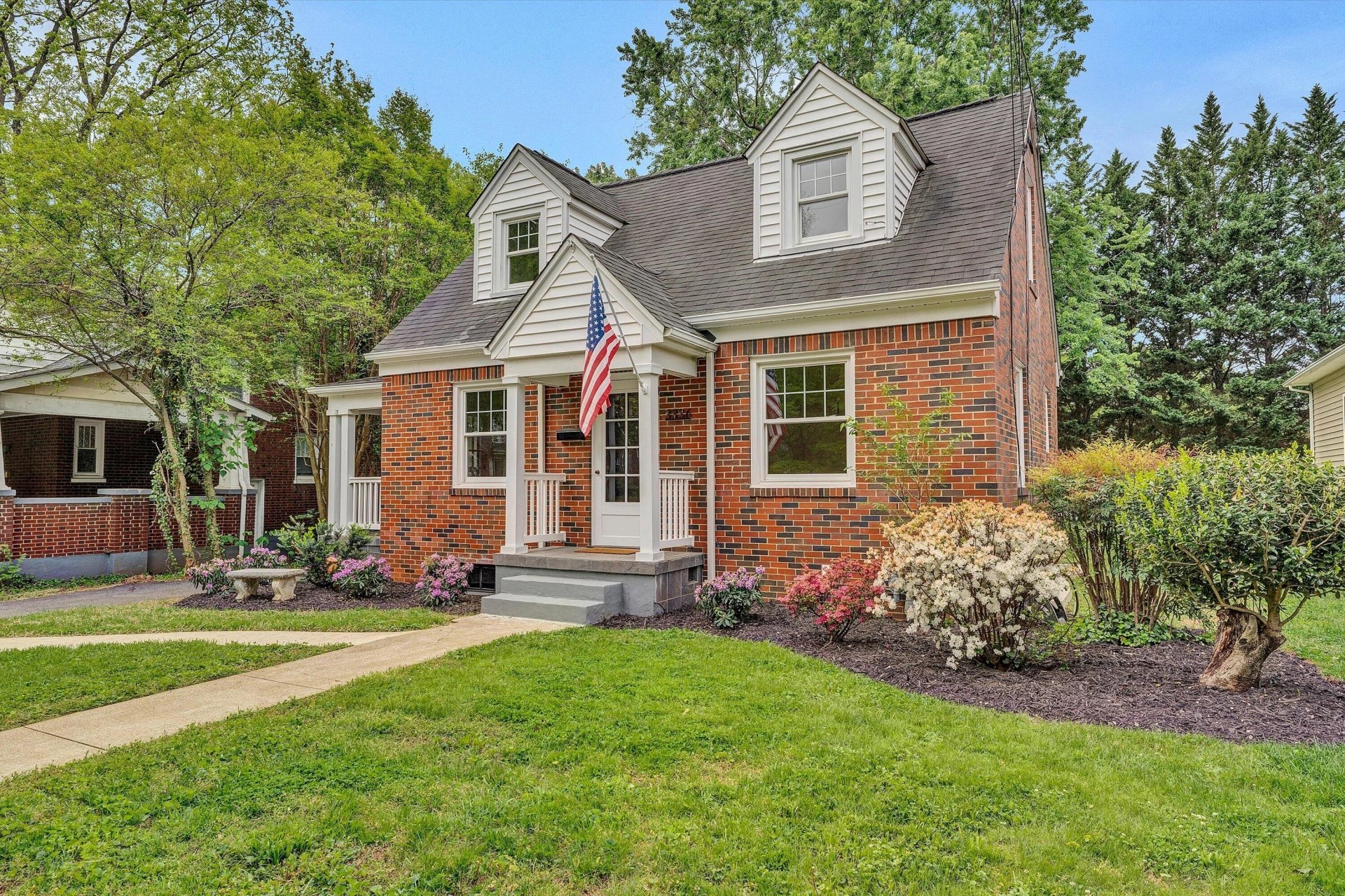 3336 Collingwood ST NE - Photo 2
