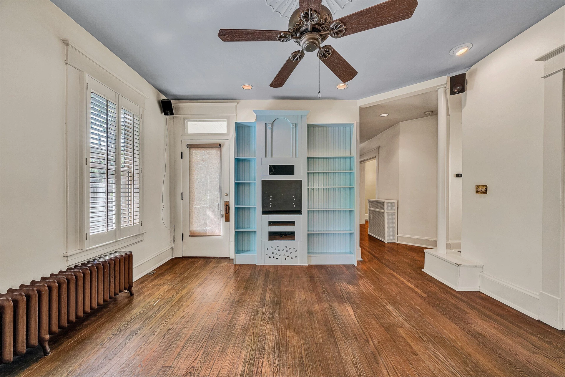 519 Woods AVE SW - Photo 16