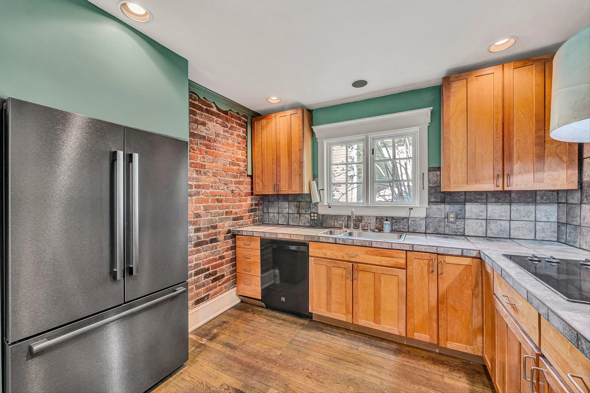 519 Woods AVE SW - Photo 22