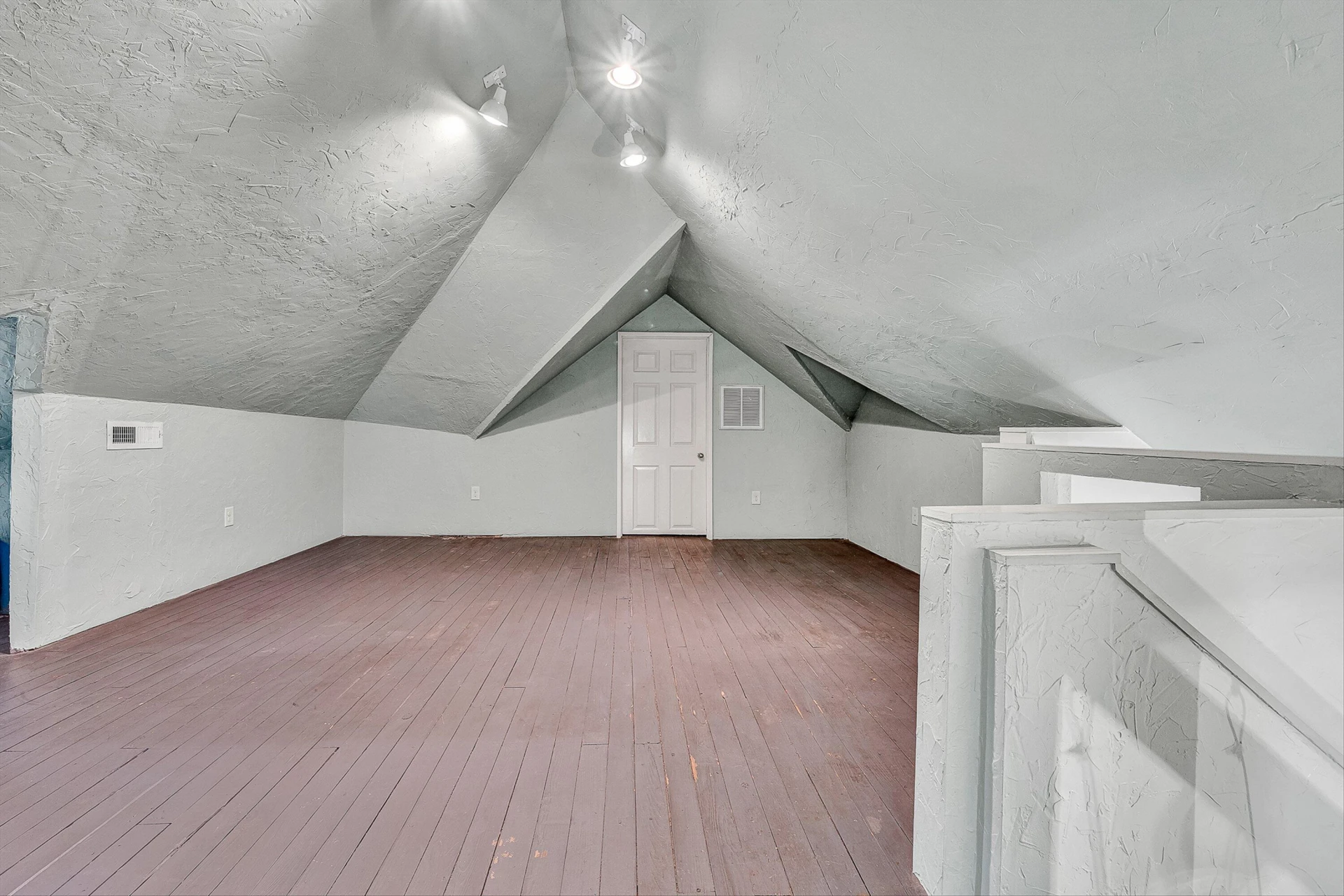 519 Woods AVE SW - Photo 44
