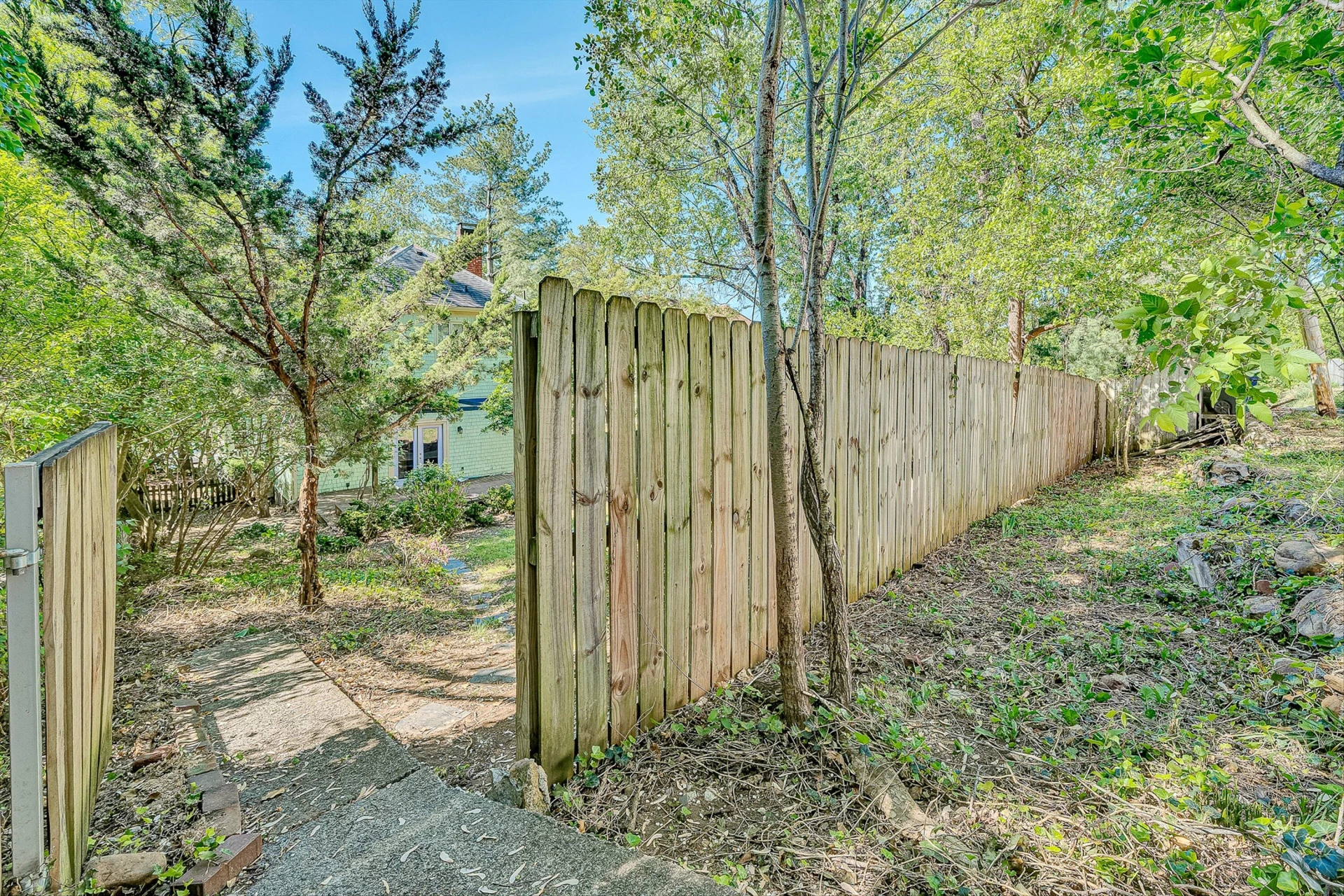 519 Woods AVE SW - Photo 53