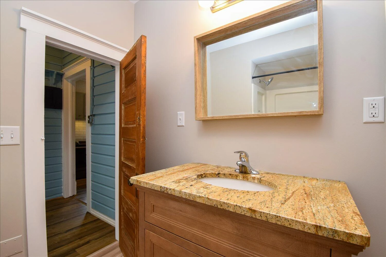 2249 Garden City BLVD SE - Photo 18