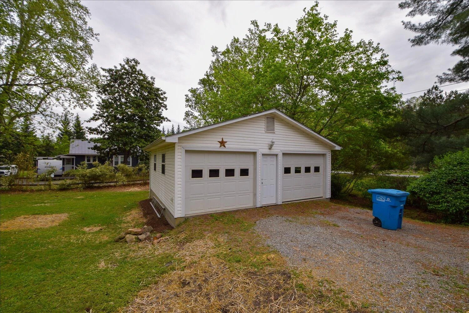 2249 Garden City BLVD SE - Photo 30
