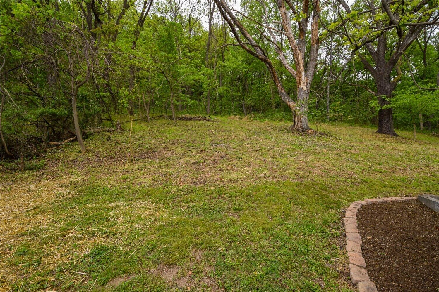 2249 Garden City BLVD SE - Photo 33