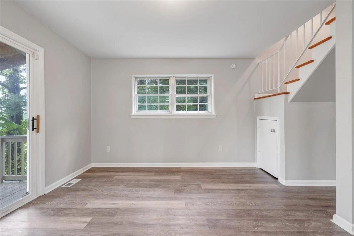 1702 Elbert DR - Photo 5