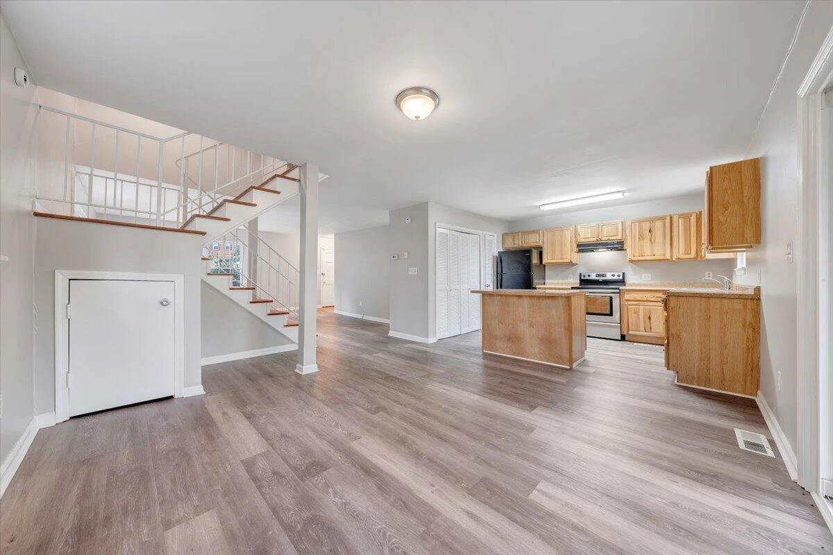 1702 Elbert DR - Photo 6
