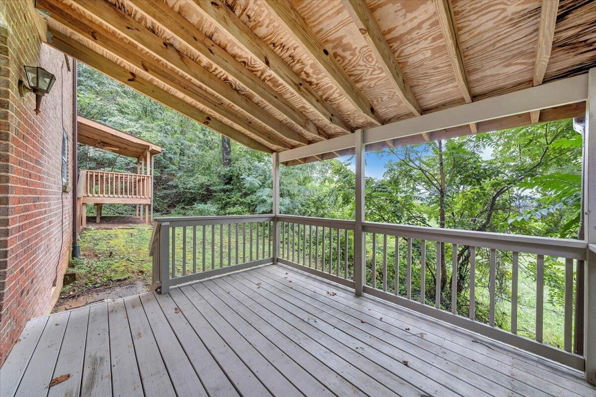 1702 Elbert DR - Photo 12
