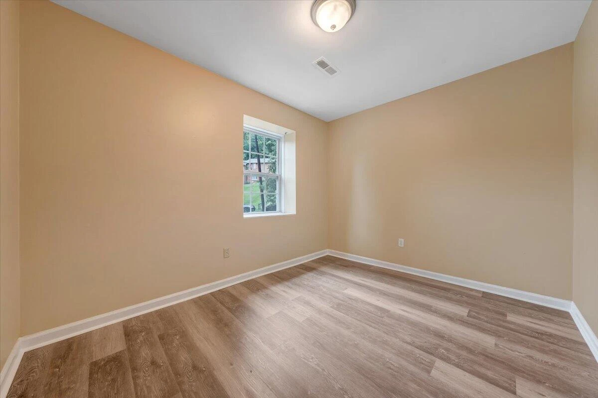 1702 Elbert DR - Photo 15