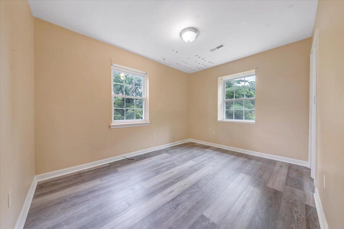 1702 Elbert DR - Photo 16