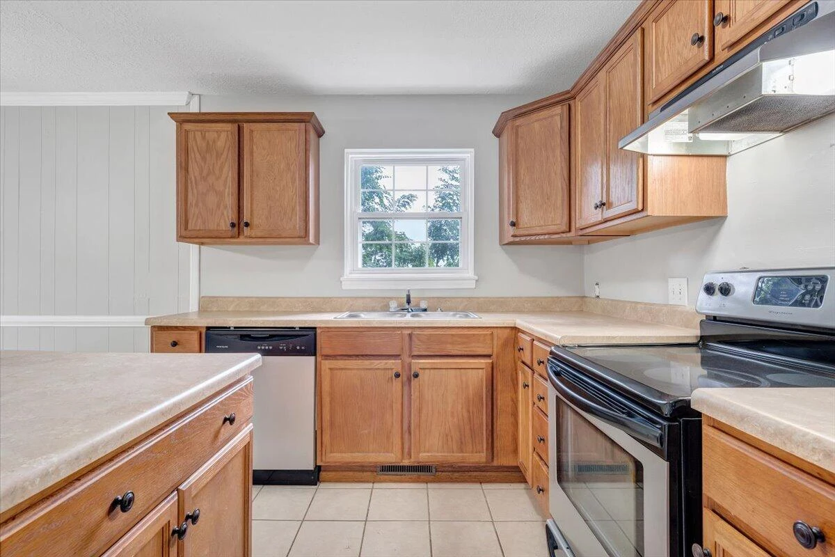 1702 Elbert DR - Photo 21