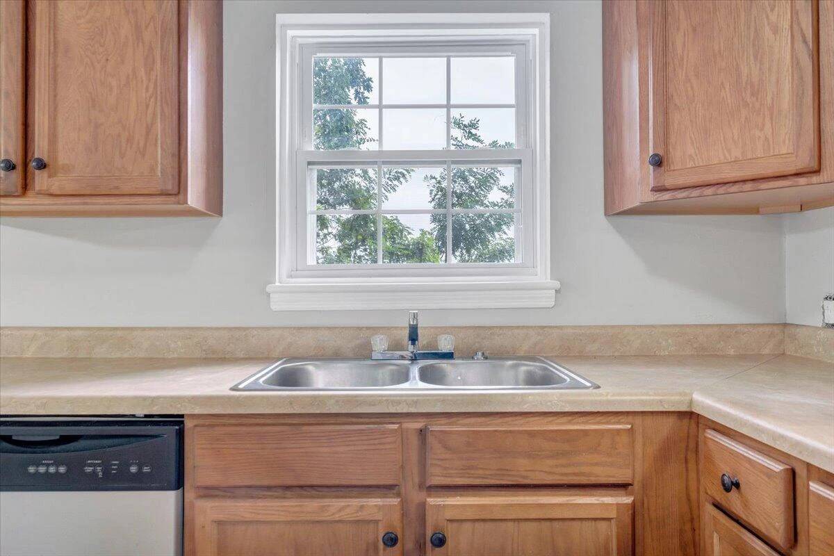 1702 Elbert DR - Photo 22