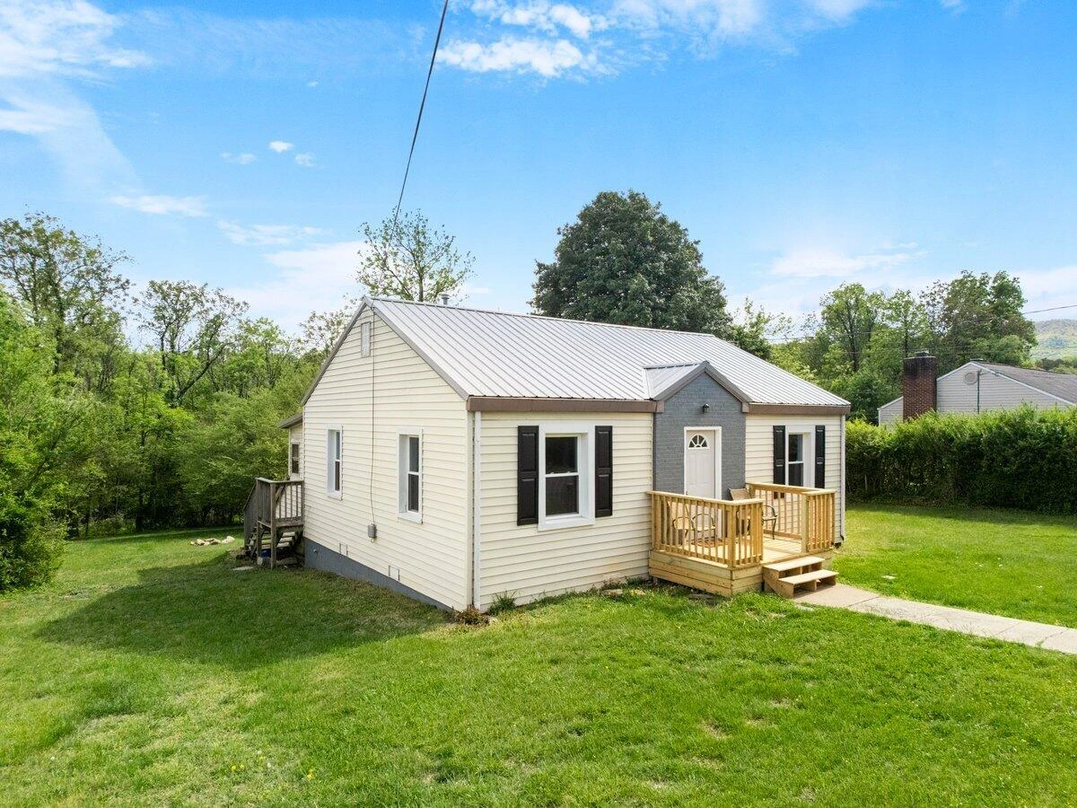 48 Upland DR - Photo 4