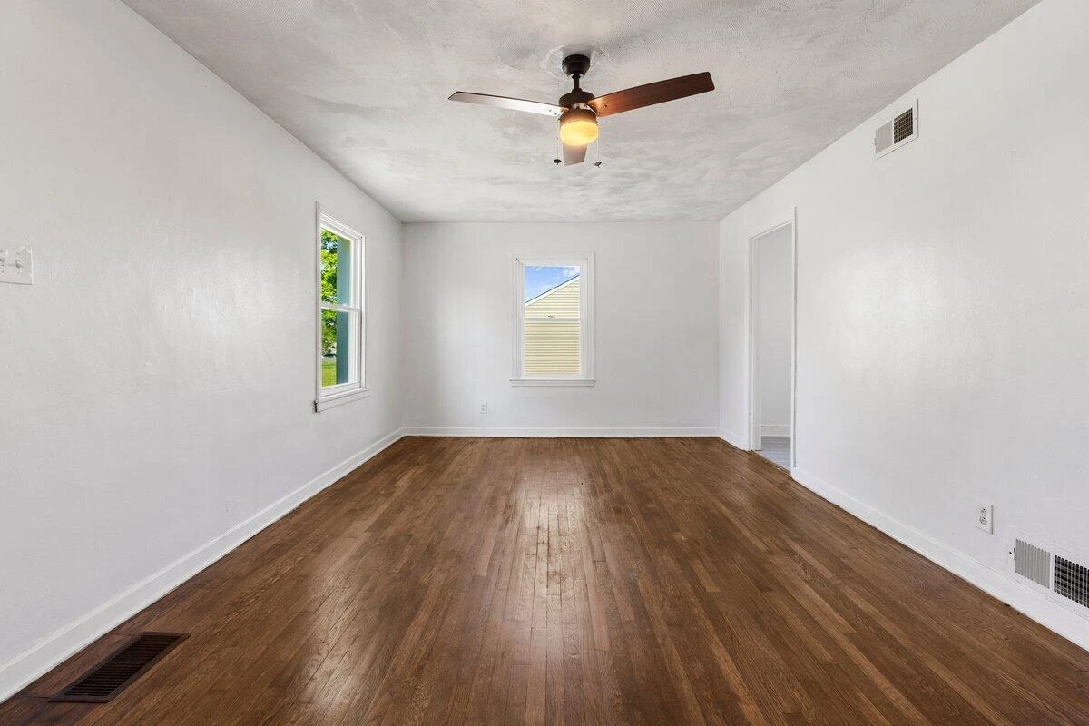 48 Upland DR - Photo 8