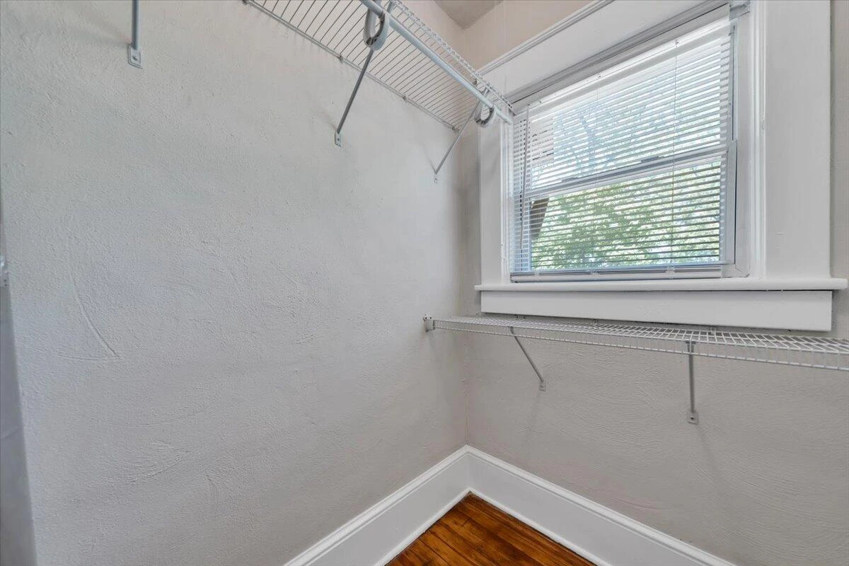 1627 Mercer AVE NW - Photo 28