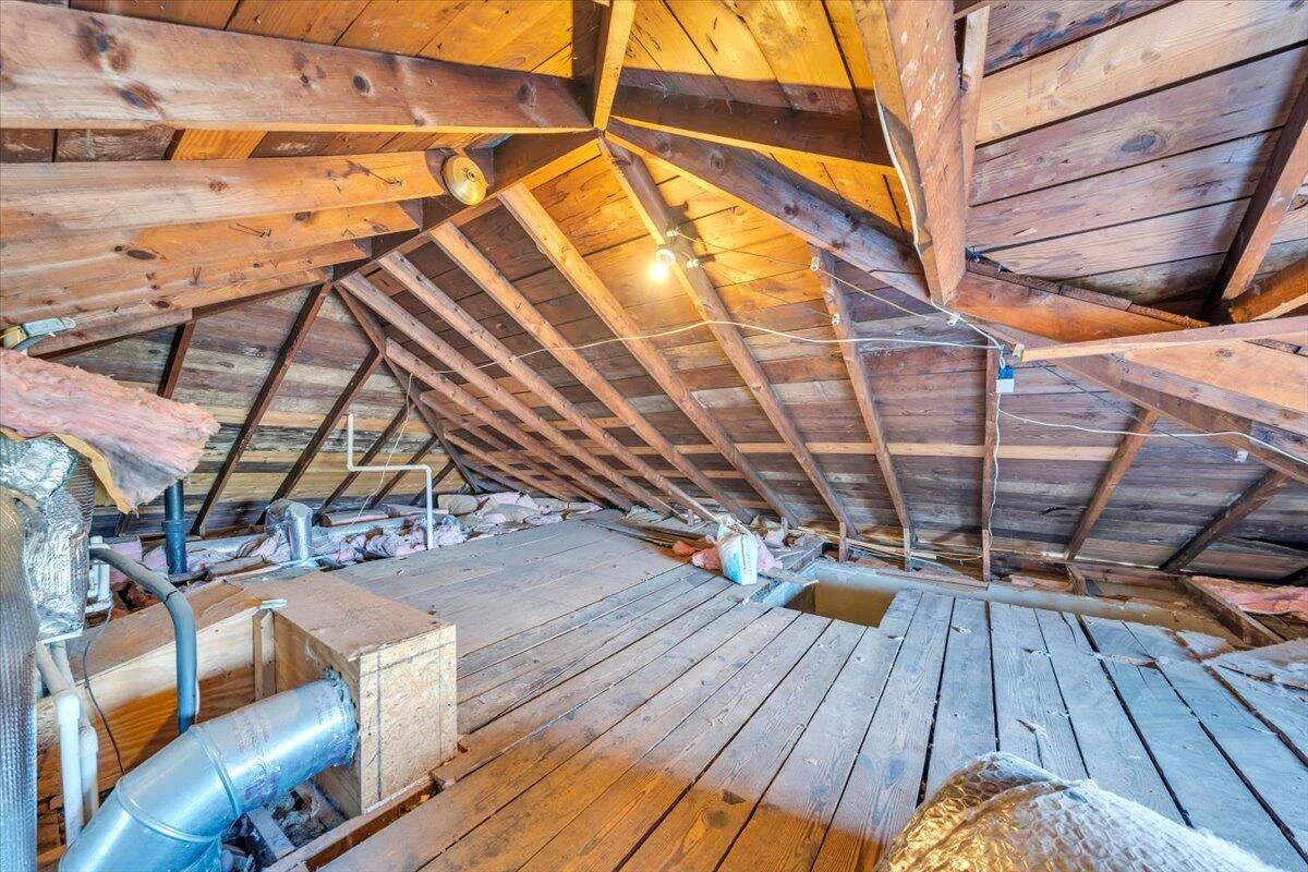 1627 Mercer AVE NW - Photo 35