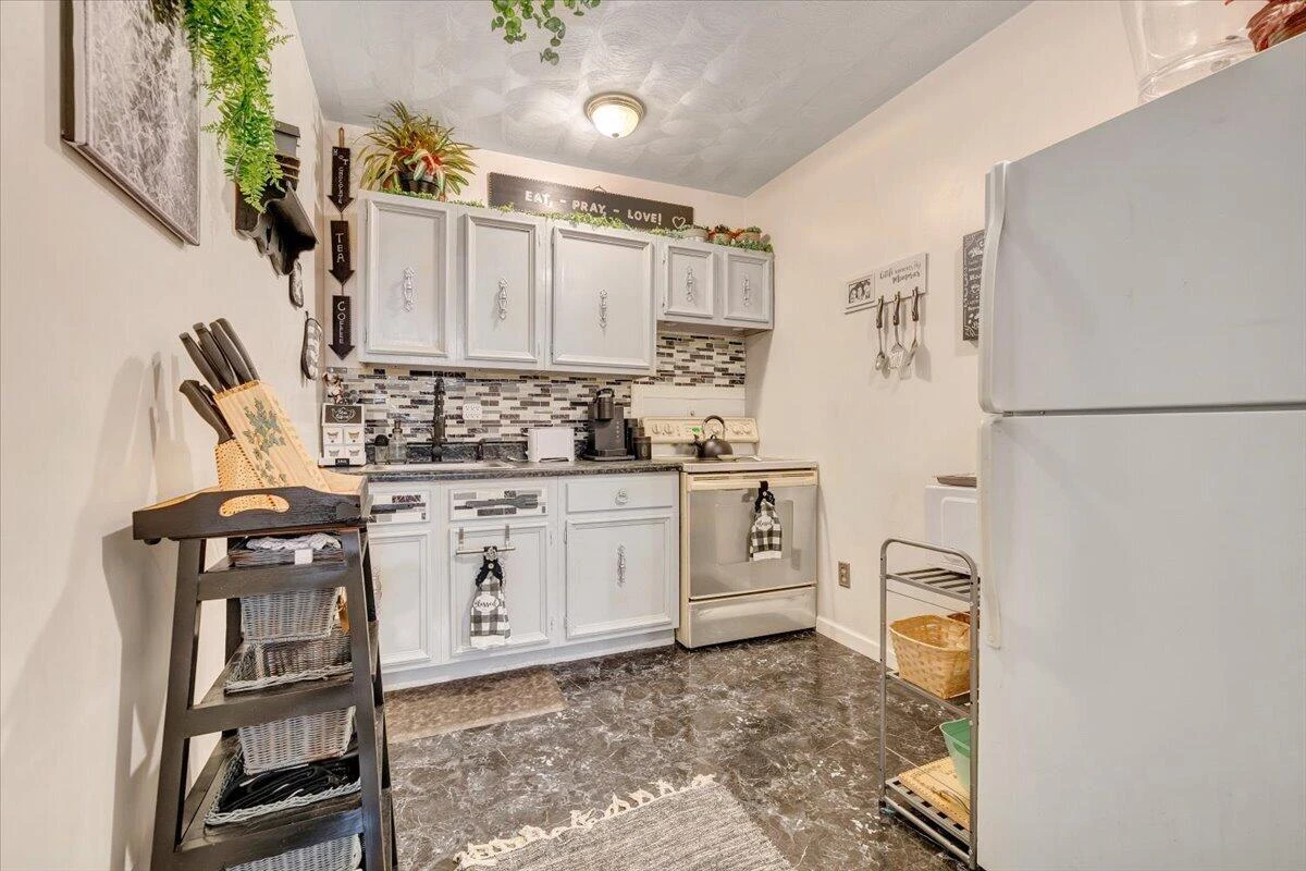 1625 Eanes RD - Photo 37