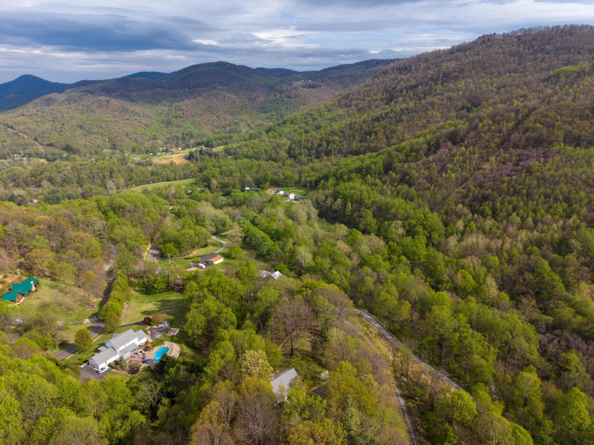 8501 Bent Mountain RD - Photo 36