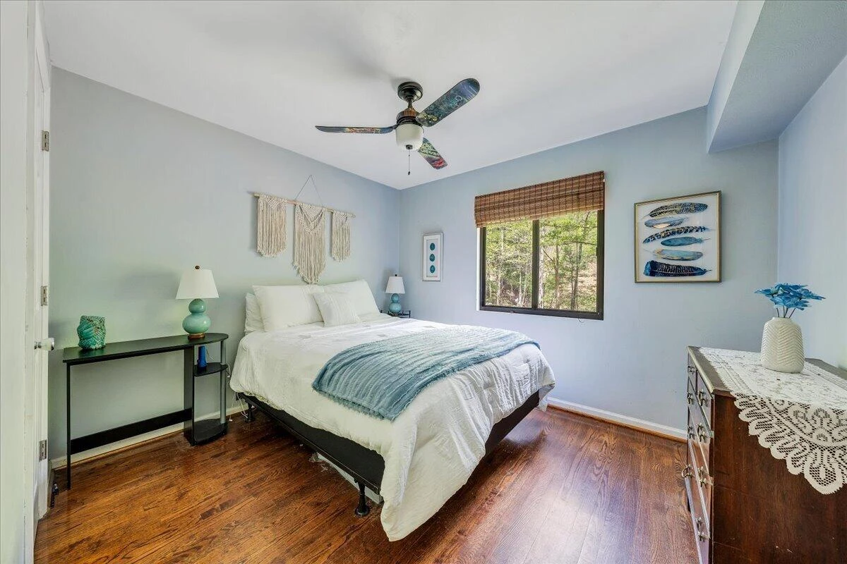 8664 Martins Creek RD - Photo 13