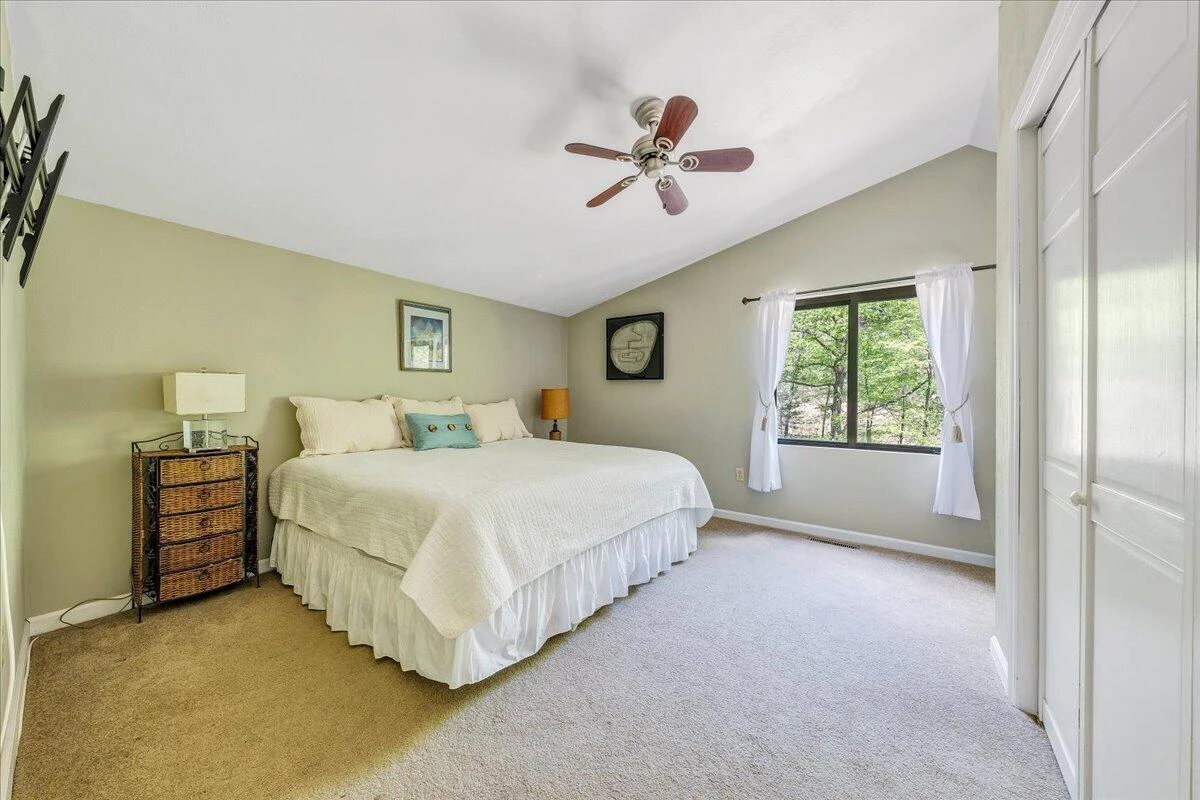 8664 Martins Creek RD - Photo 17