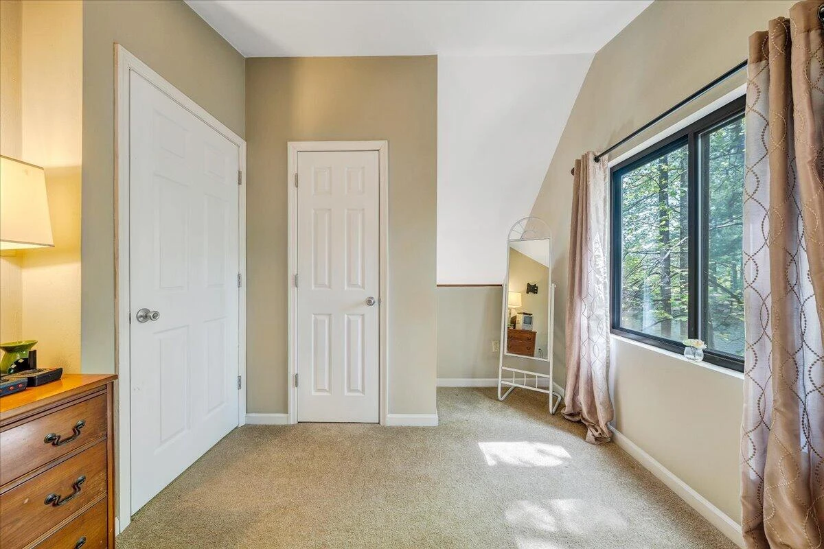 8664 Martins Creek RD - Photo 21