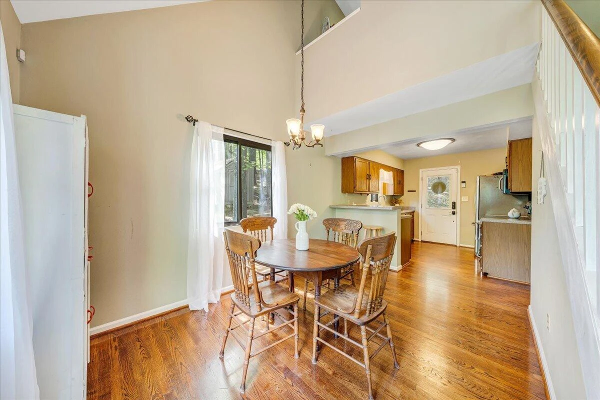 8664 Martins Creek RD - Photo 7