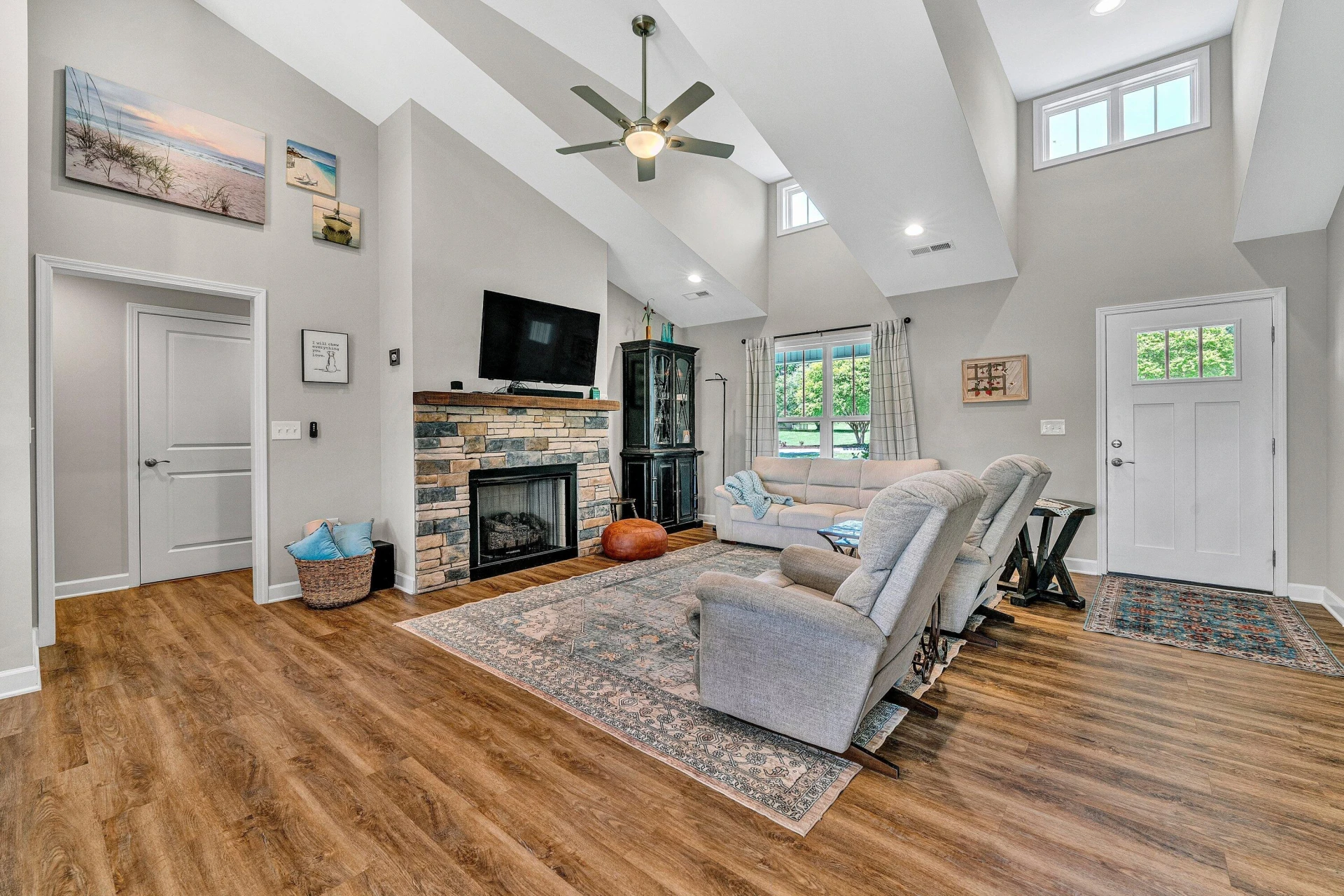 915 Morewood RD - Photo 3