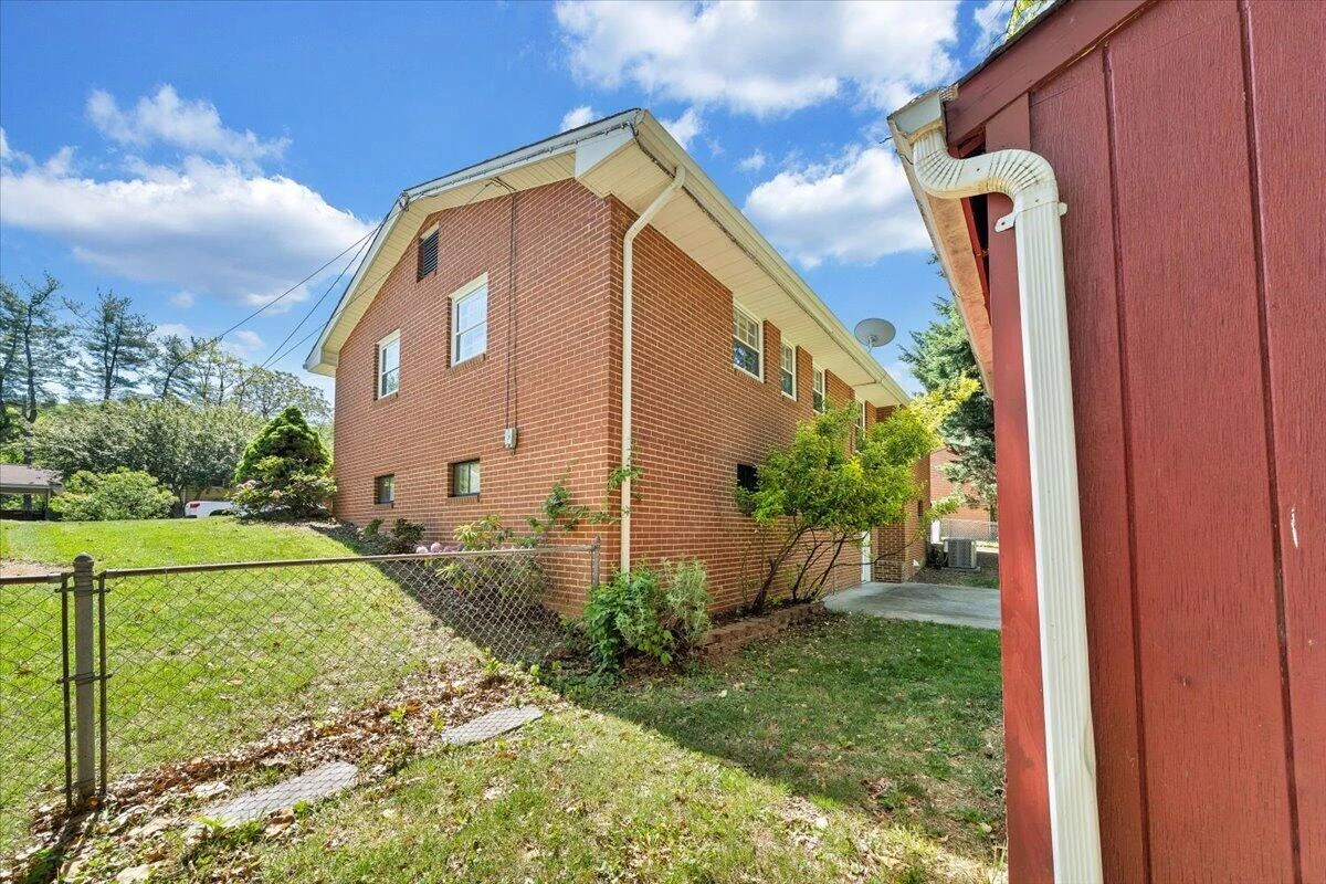 3359 Pamlico DR - Photo 35