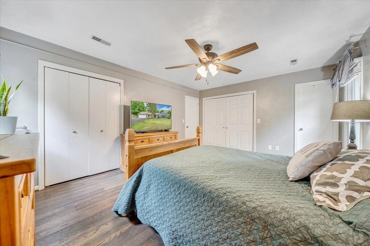 1233 Martha DR NW - Photo 26