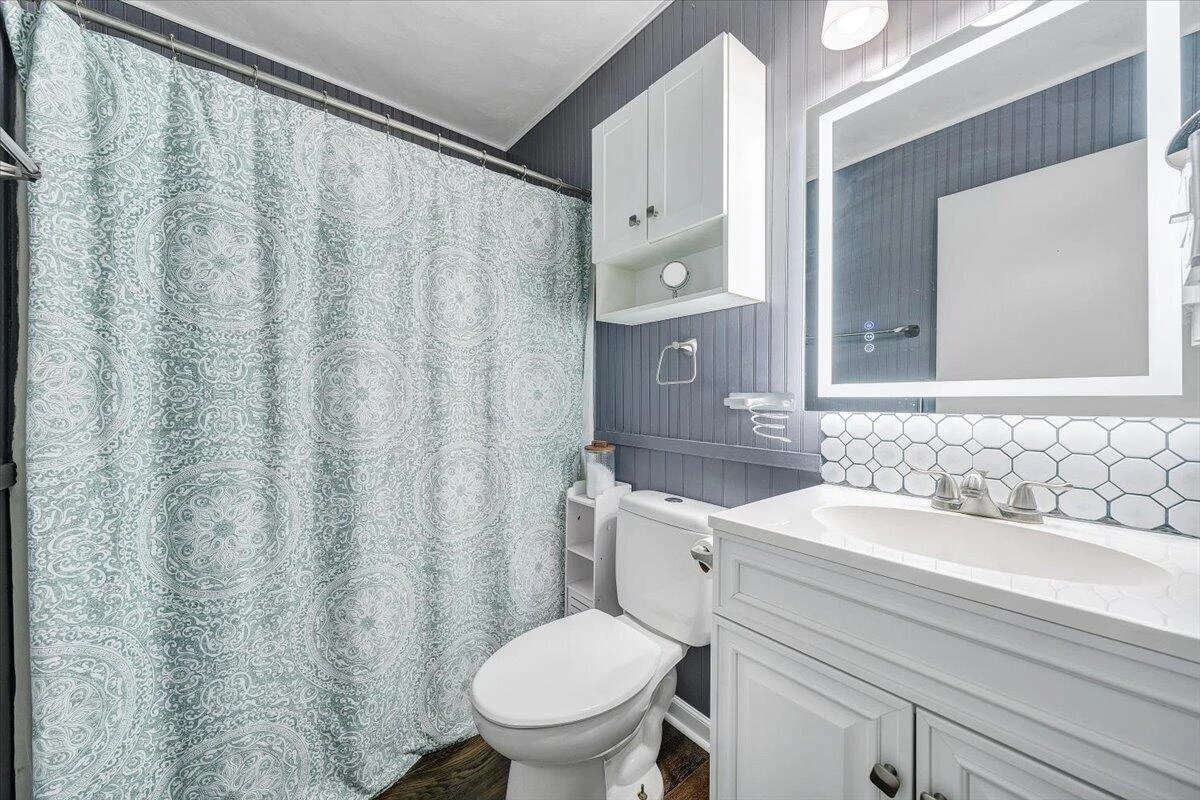 1233 Martha DR NW - Photo 35