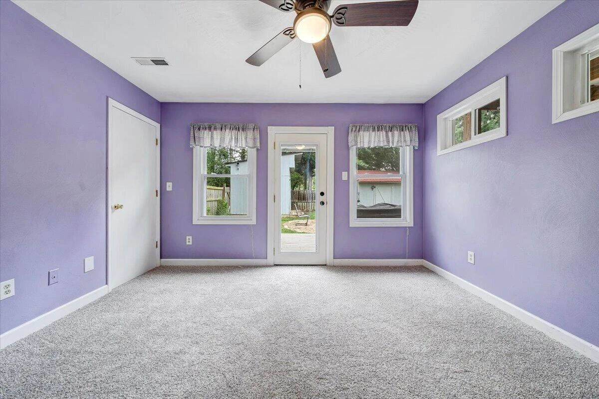 1233 Martha DR NW - Photo 38