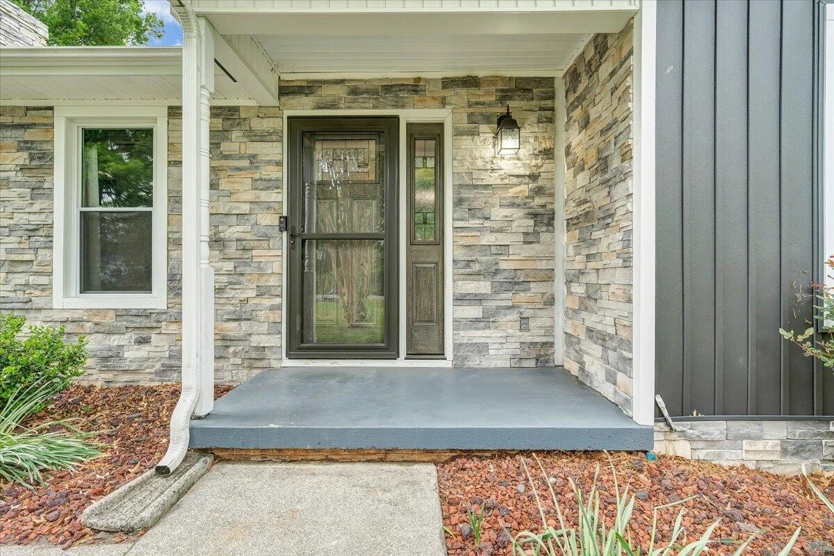 1233 Martha DR NW - Photo 4