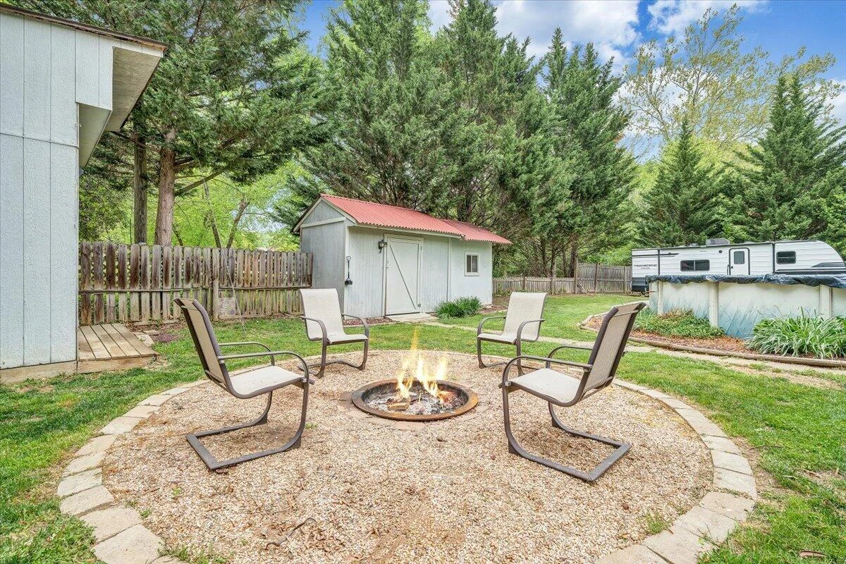1233 Martha DR NW - Photo 50