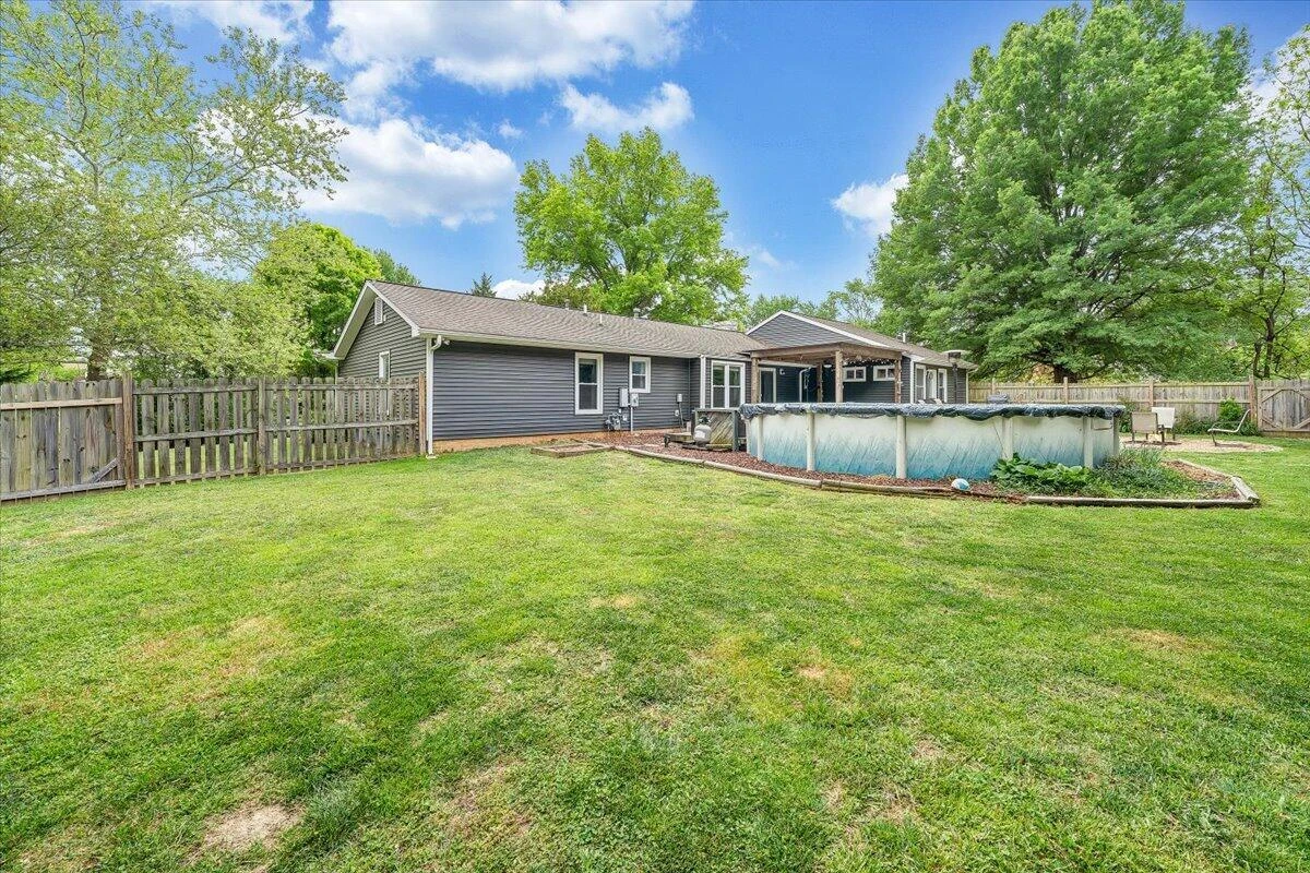 1233 Martha DR NW - Photo 56
