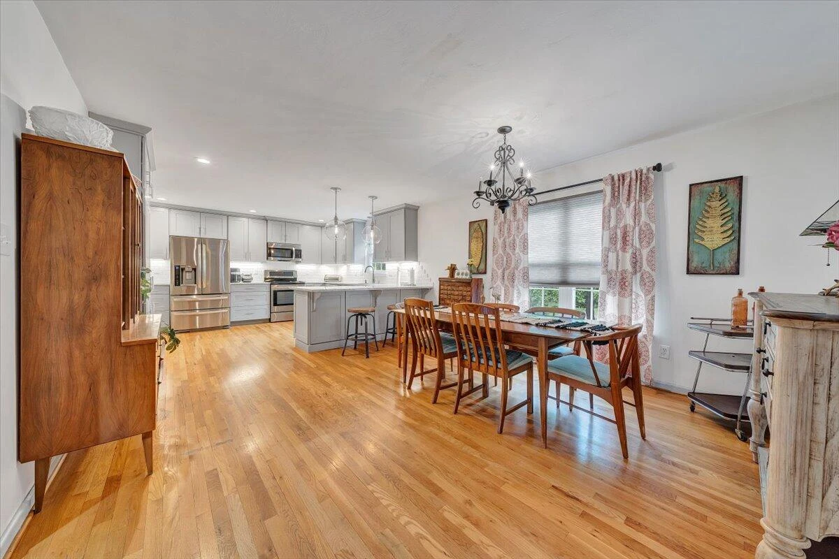 735 Ridgecrest LN - Photo 18