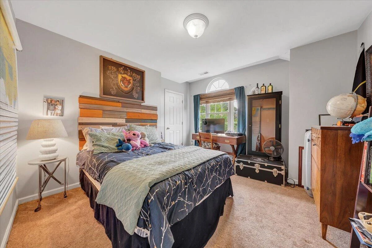 735 Ridgecrest LN - Photo 31