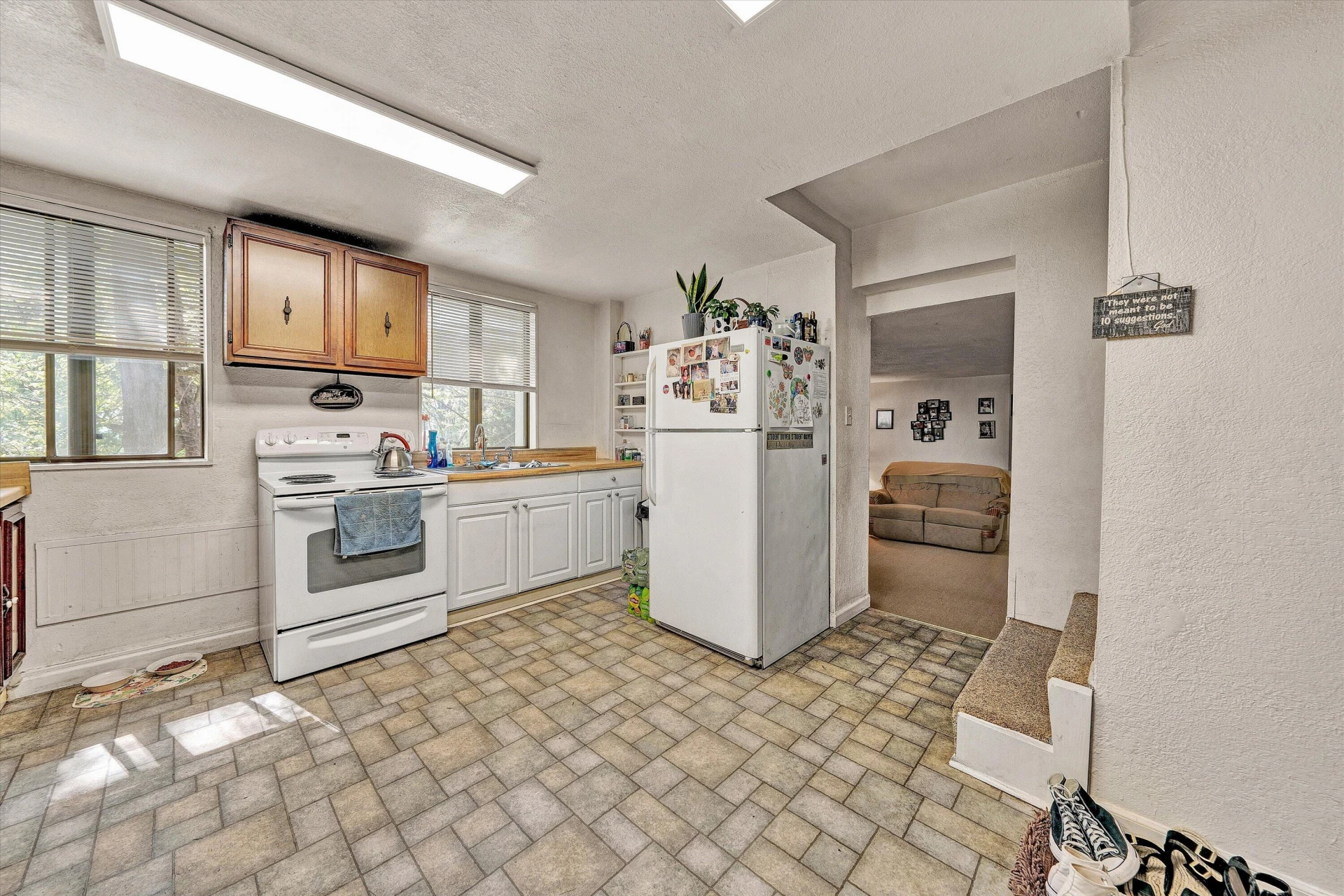 897 Dellwood RD - Photo 11