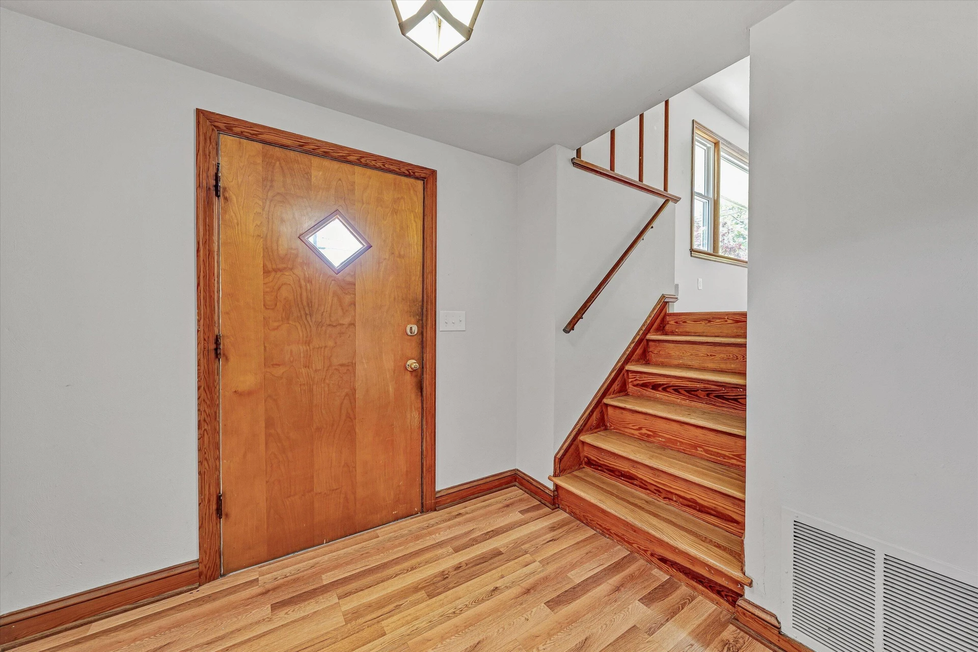 1771 Glendon RD - Photo 5