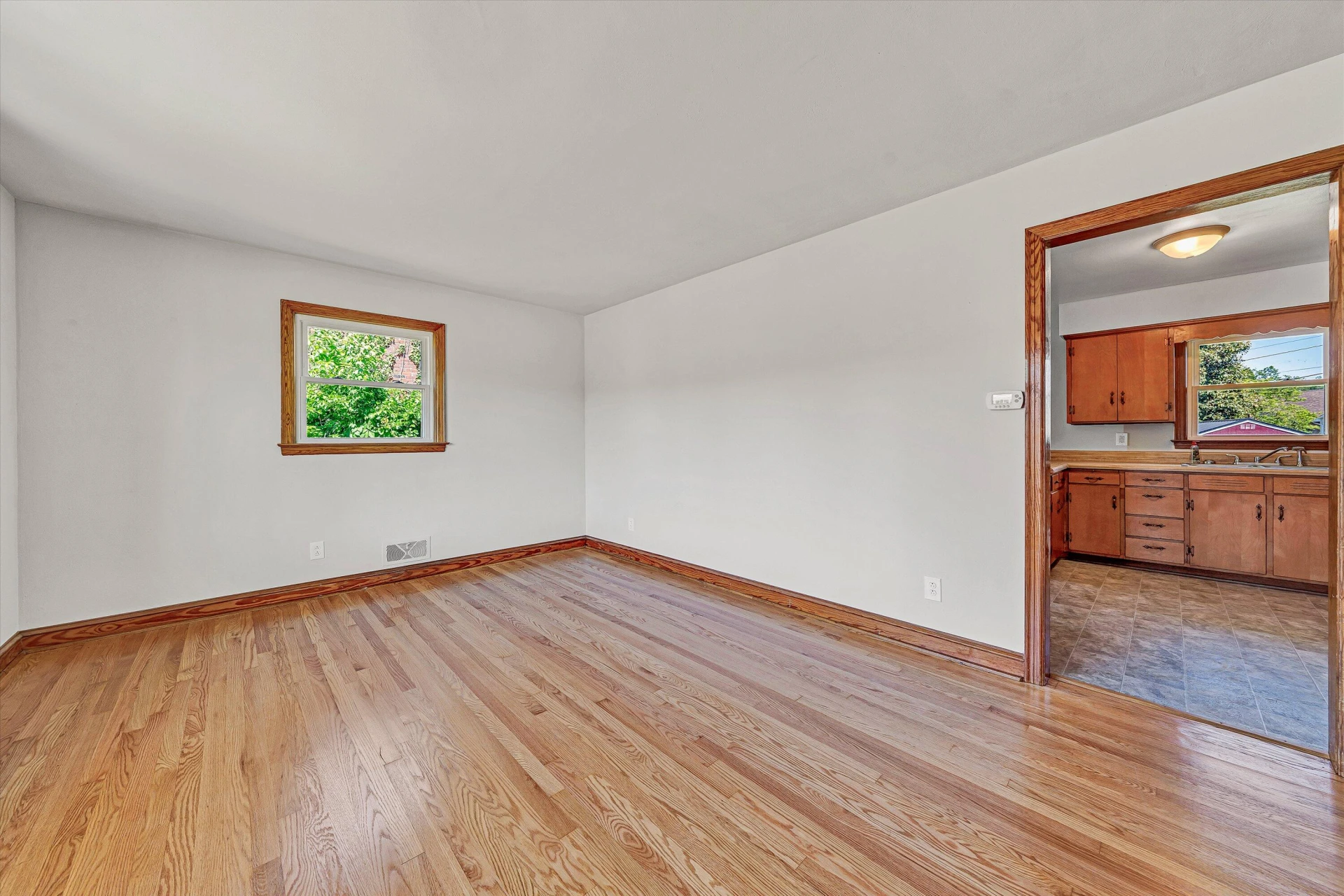 1771 Glendon RD - Photo 6