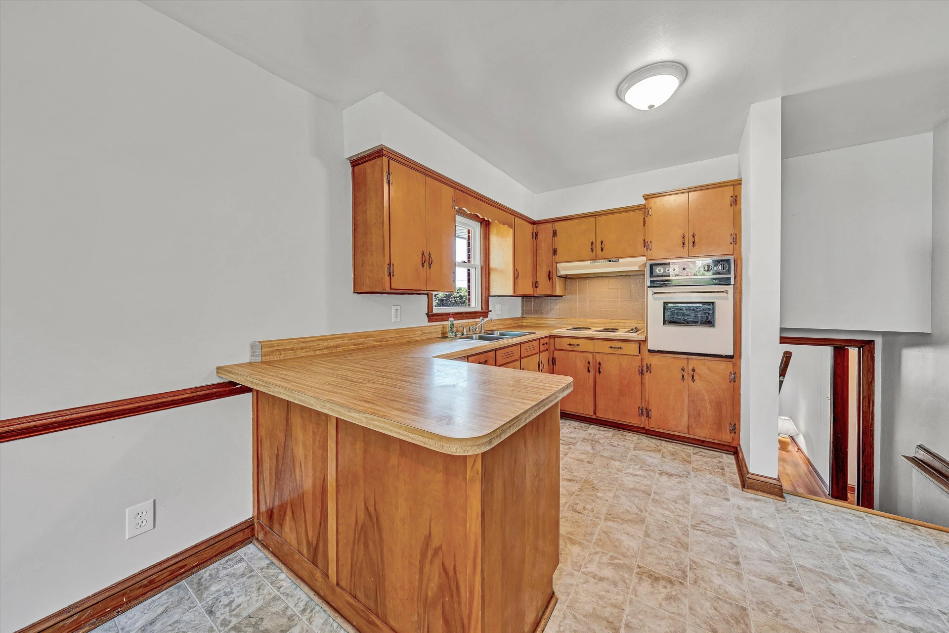 1771 Glendon RD - Photo 9