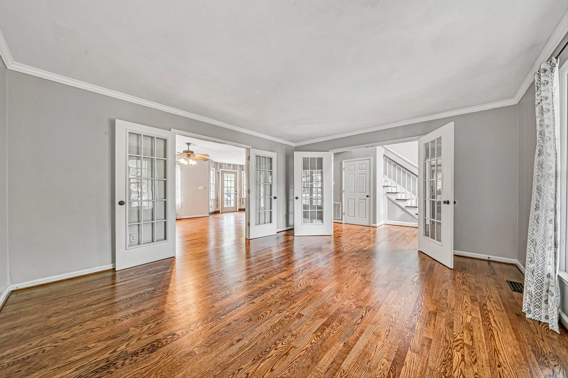 175 Wellington LN - Photo 10