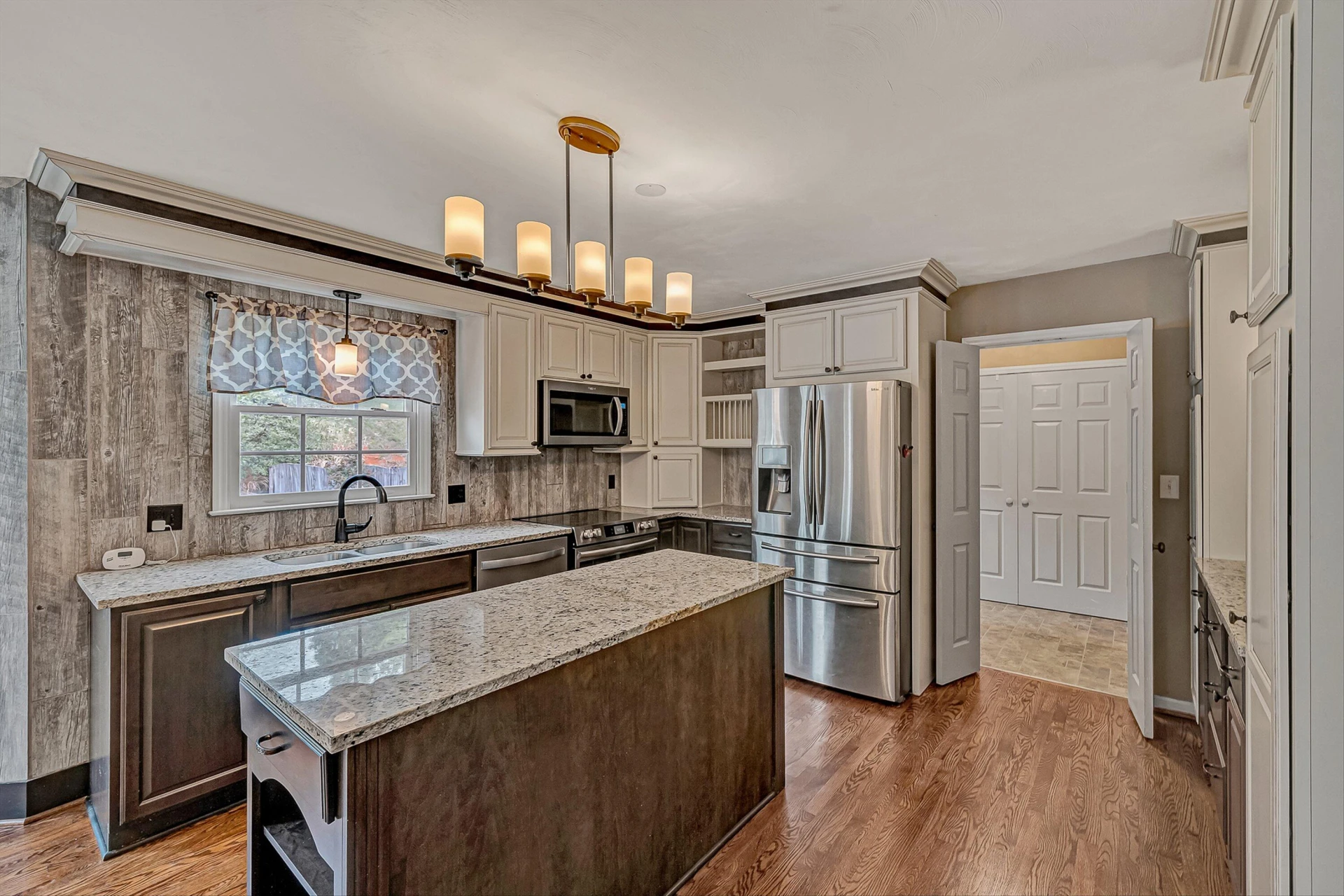 175 Wellington LN - Photo 14