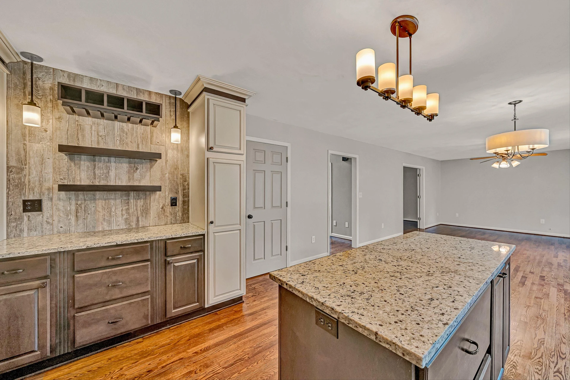 175 Wellington LN - Photo 16