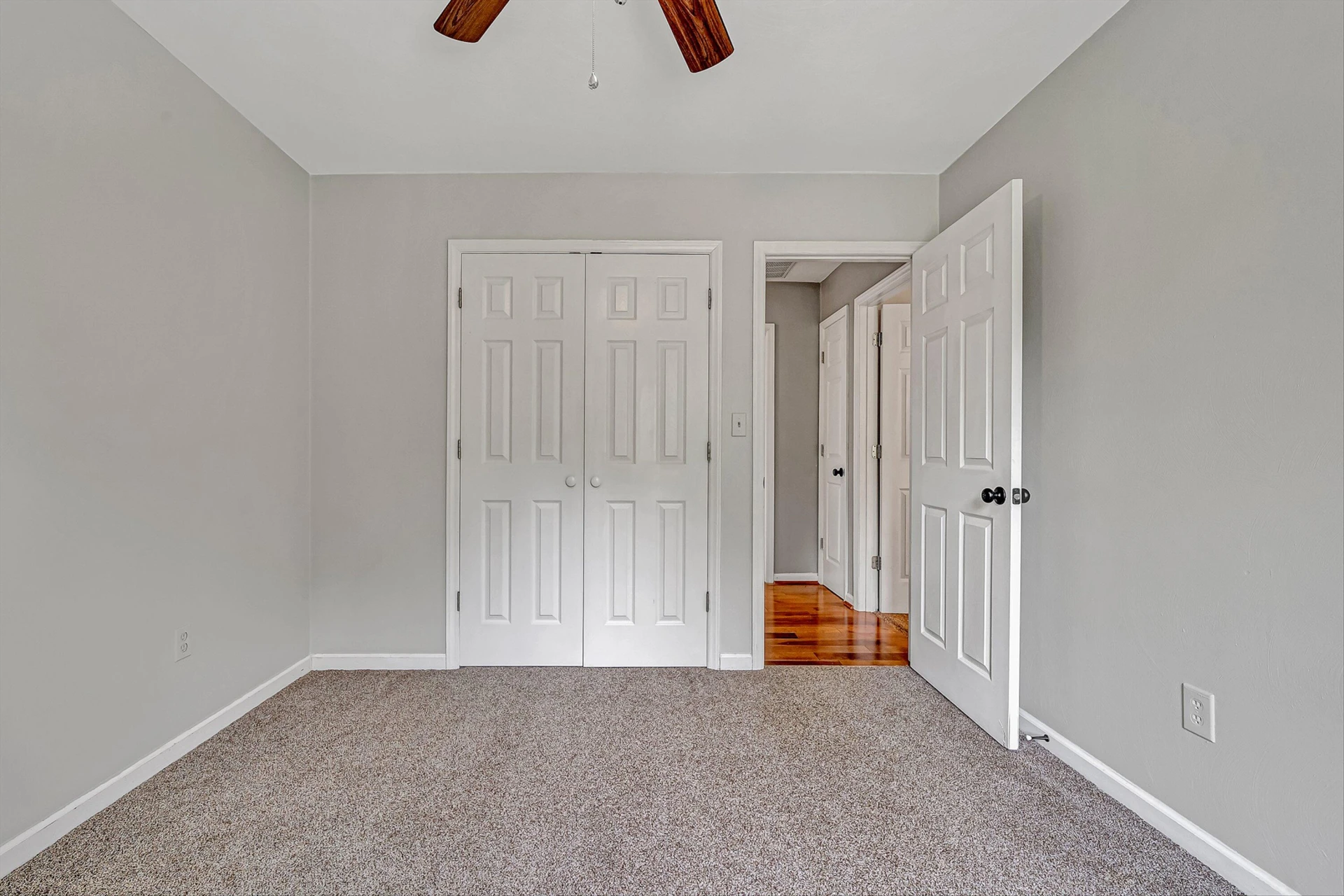 175 Wellington LN - Photo 35