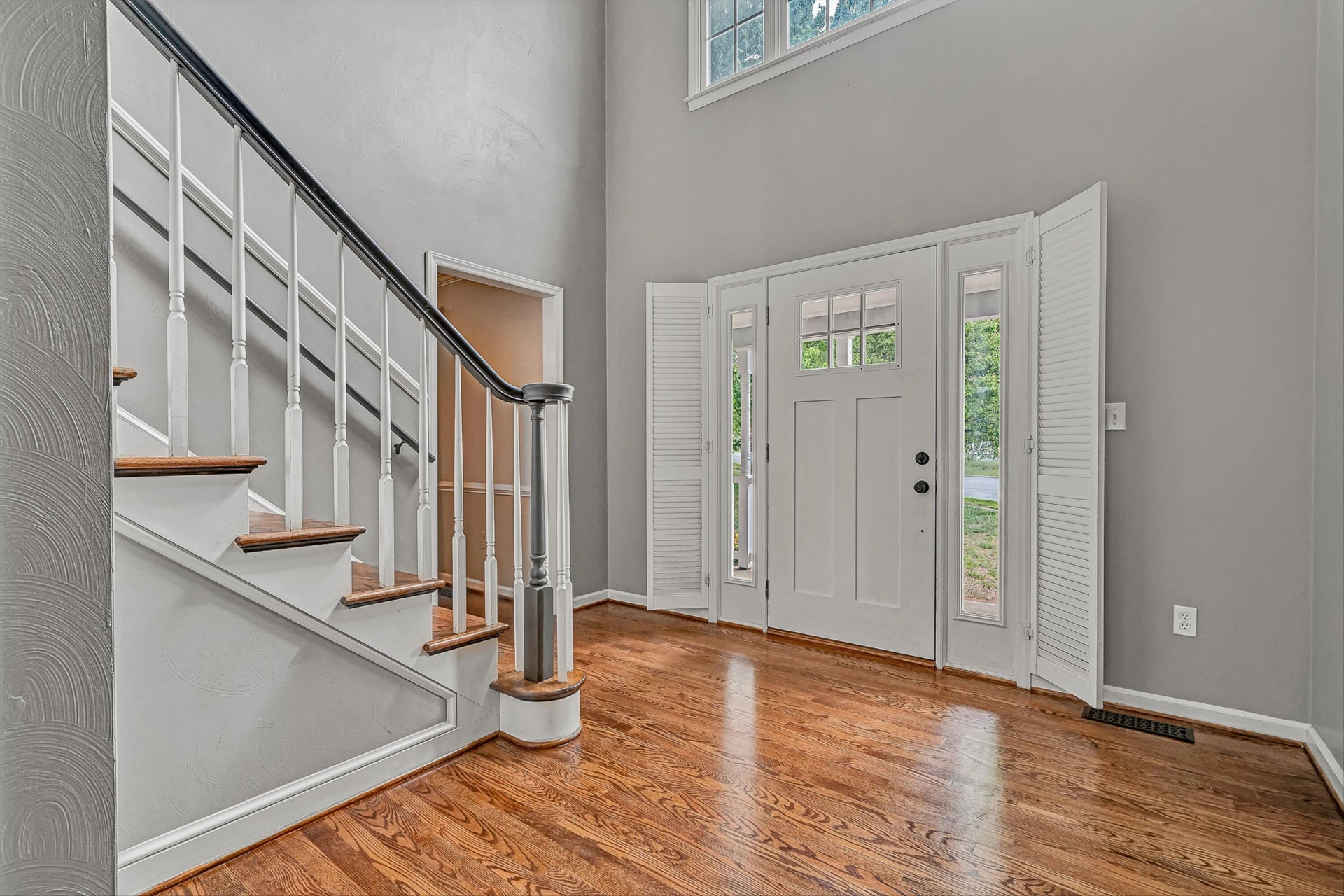175 Wellington LN - Photo 4