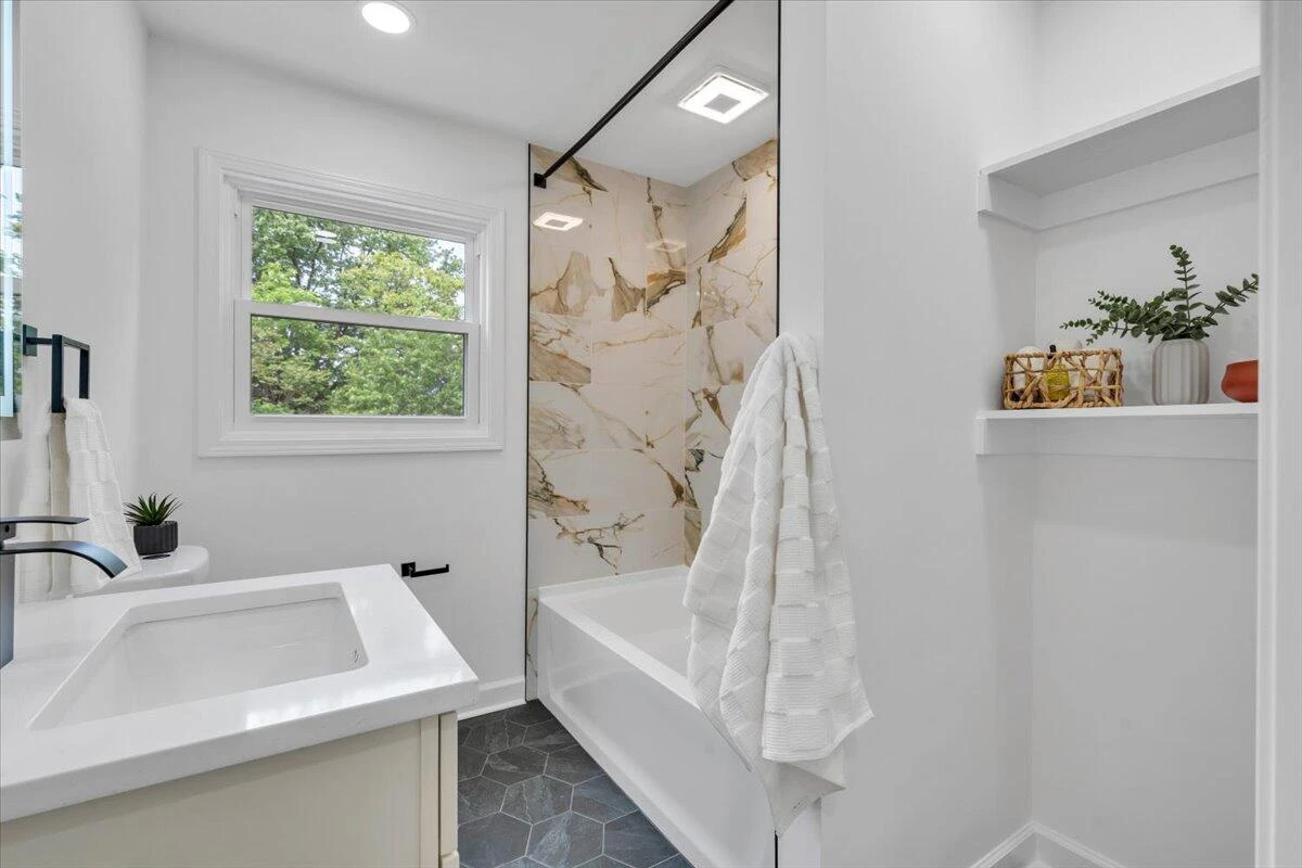 2117 Bailey AVE - Photo 20